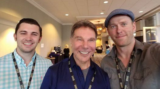Cialdini's 7th Persuasion Principle: Using Unity in Online Marketing