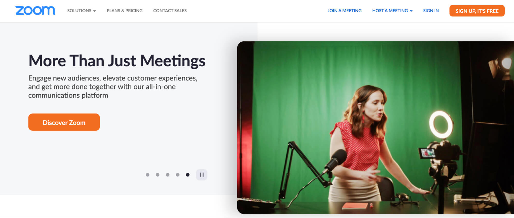 How To Build a Winning Messaging Strategy (with Examples)